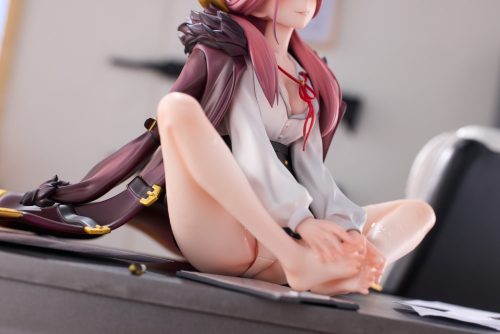 【Pre-order】Blue Archive Rikuhachima Aru GK Resin Statue 1/7 & 1/4 Scale Circle Max Studio