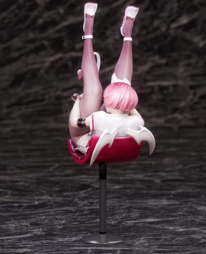 【Pre-order】Soda Studio 1/6 Scale Evil Succubus in a Nurse Outfit Resin Statue