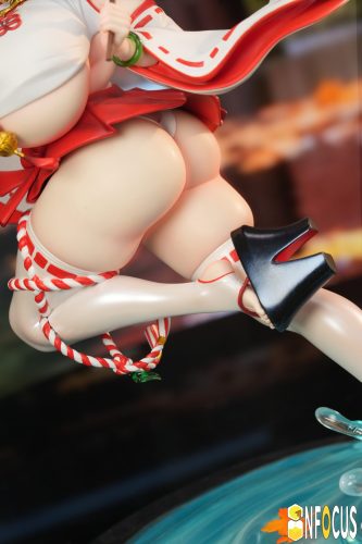 【Pre-order】INFOCUS Studio 1/6 Scale Kaitai Umita Miko Attire PVC Statue