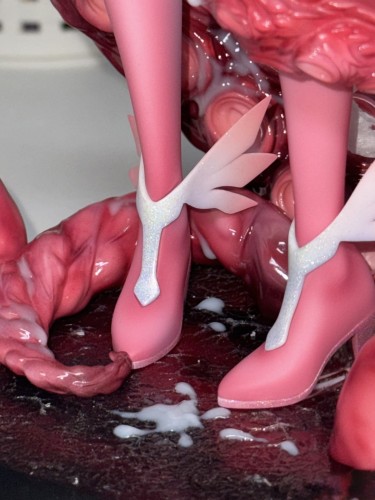 【Pre-order】Rainbow Studio 1/6 Scale Illya Resin Statue