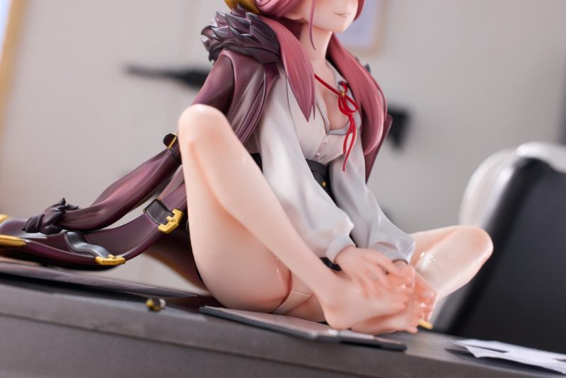 【Pre-order】Blue Archive Rikuhachima Aru GK Resin Statue 1/7 & 1/4 Scale Circle Max Studio