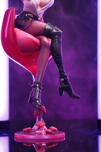 【Pre-order】Honkai Star Rail Kafka GK Resin Statue 1/7 Scale RAINBOW Studio