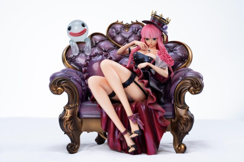 【Pre-order】GG Studio OP Perona in Sofa Resin Statue