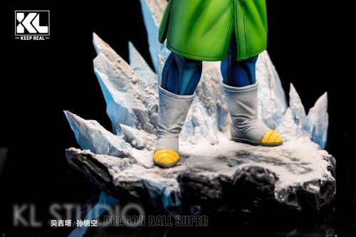 【Pre-order】KL Studio 1/6 & 1/4 Scale Vegeta in Snow Outfit Resin Statue