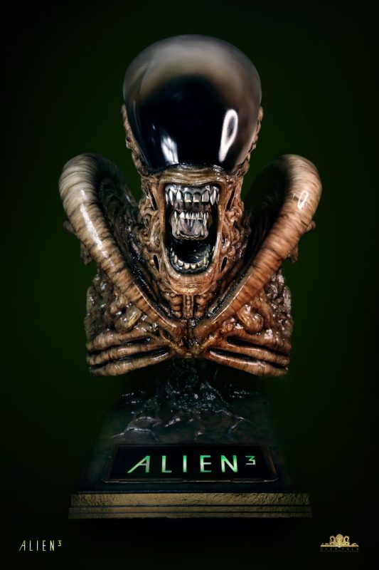 【Pre-order】Deep Tale Studio Life-Size Dog Alien Bust Alien Resin Statue