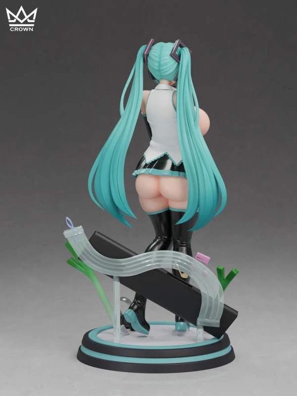 【Pre-order】Crown Studio 1/6 Scale Fat Hatsuneh Mikuh Resin Statue