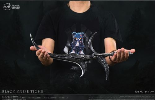 【Pre-order】Panda Studio 1/1 Scale Black Knife Statue Resin