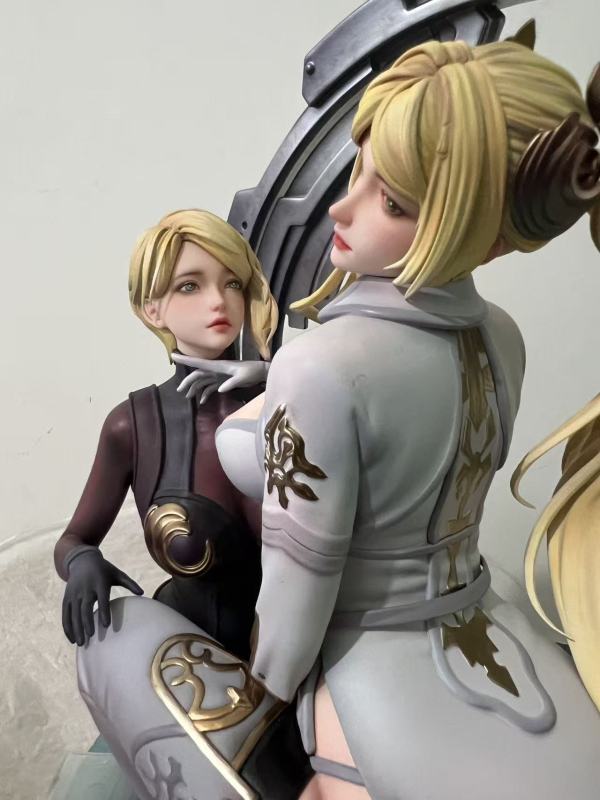 【Pre-order】Leiting Studio 1/4 Scale NieR — Commander + Attendant Resin Statue