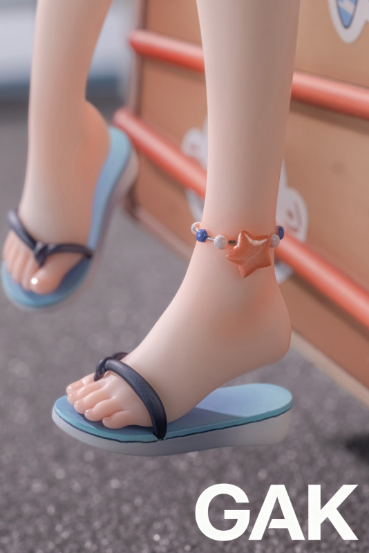 【Pre-order】GAK STUDIO 1/7 Scale Professor Smile — Vacation Ver Resin Statue