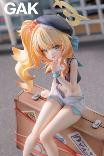 【Pre-order】GAK STUDIO 1/7 Scale Professor Smile — Vacation Ver Resin Statue