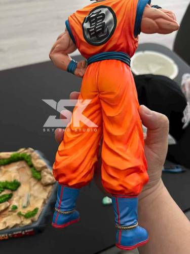 【Pre-order】Sky End Studio Son Gokuh x Chi-Chih Resin Statue