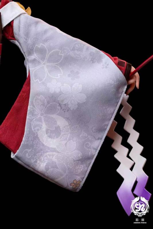 【Pre-order】JIUZHOU Studio 1/3 Scale Yae Miko Resin Statue