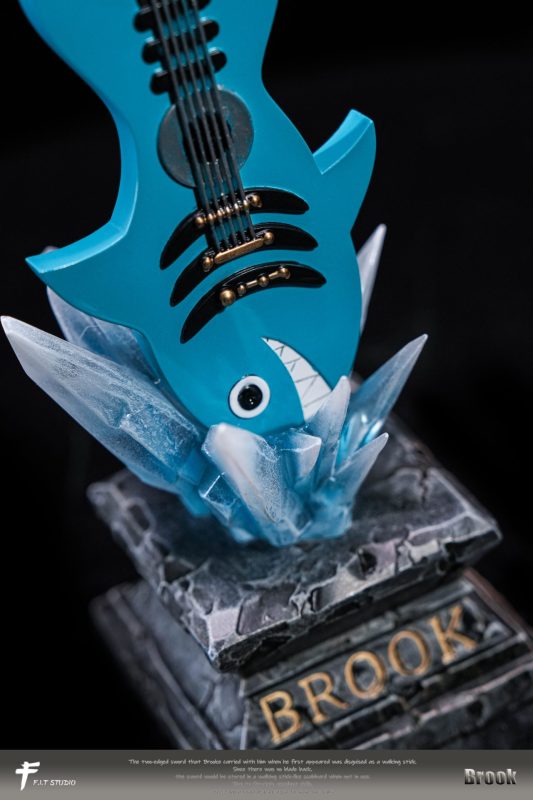 【Pre-order】FIT STUDIO Brookh Nika Form Resin Statue